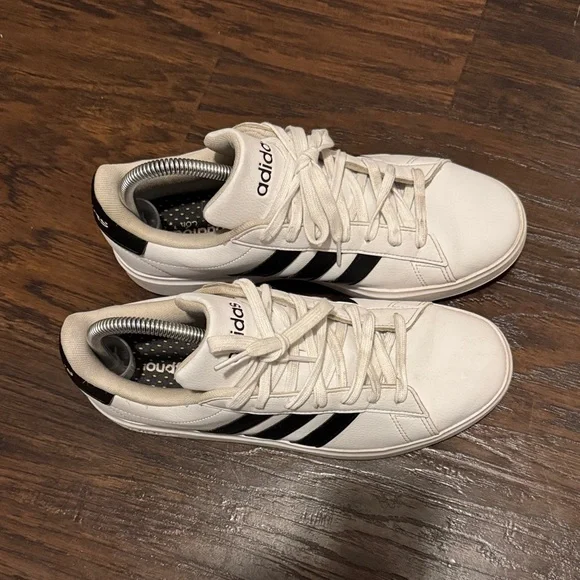 adidas Cream and Black Sneakers - Picture 4 of 11